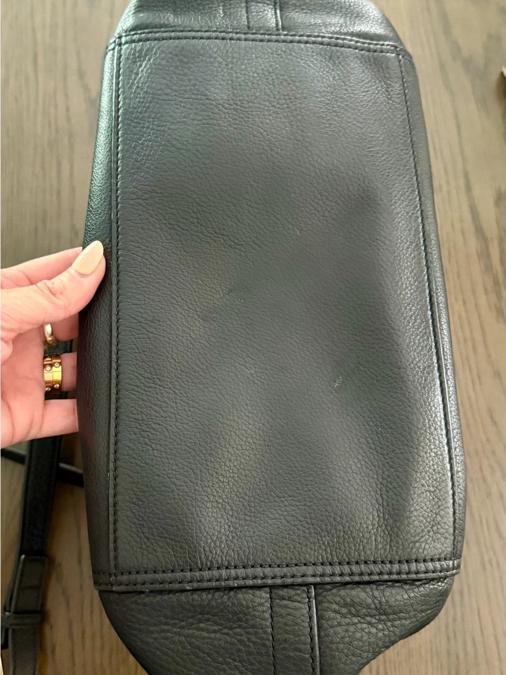 EUC Tory Burch Black Leather Halfmoon Satchel with Matching Wallet